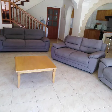 Coral Cypria 4*