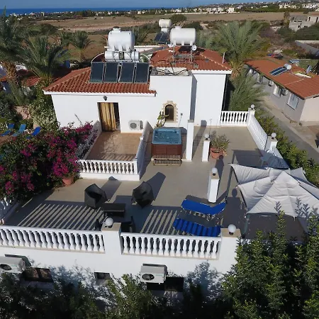 Coral Cypria ホテル 4*