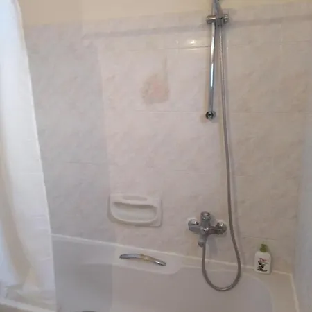 Coral Cypria 4*